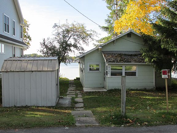 3rd image of 8168 N Shore Dr