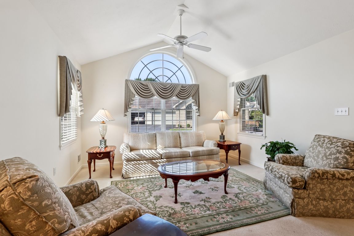 Steeplechase Cir-S0807-012.jpg