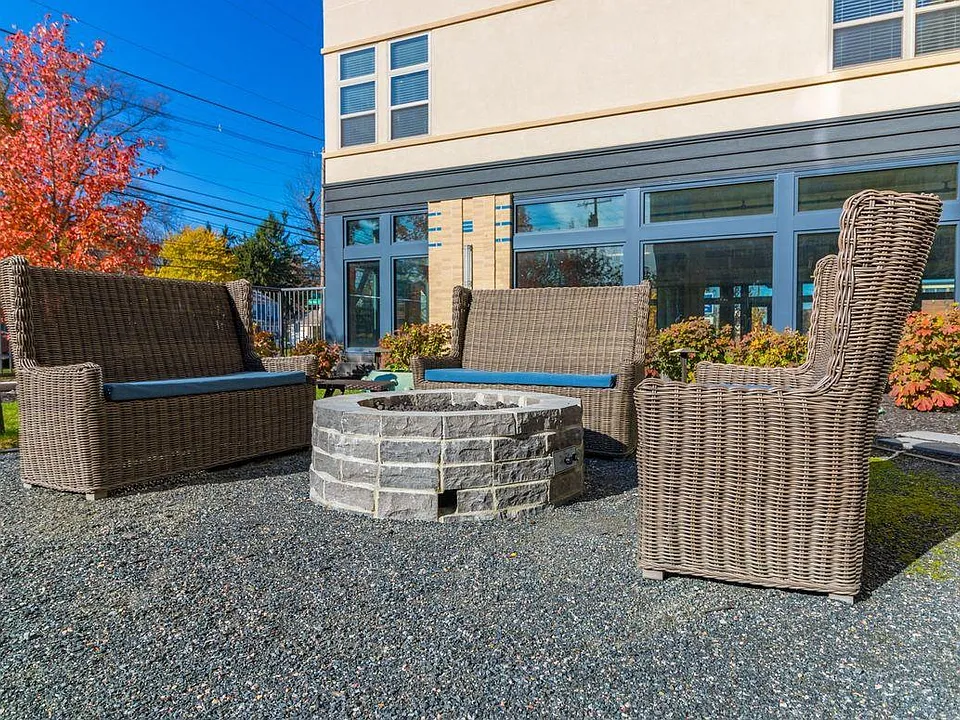 Fire pit