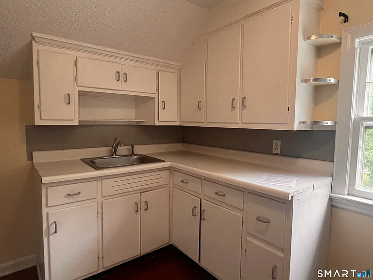 35 McDonald Rd #A — Photo 10