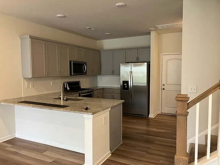 3314 Glenn Hope Way — Photo 2