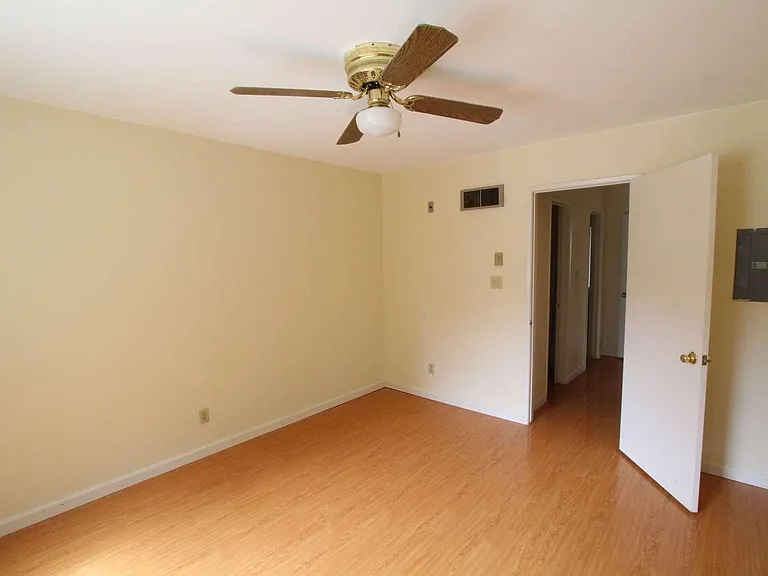 7545 Charmant Dr — Photo 5