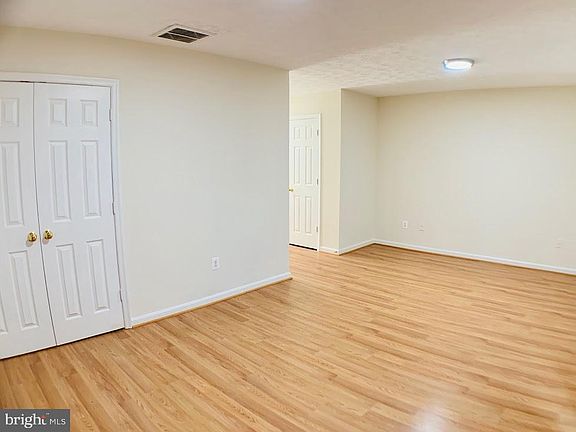 4th image of 109 Windjammer Ct