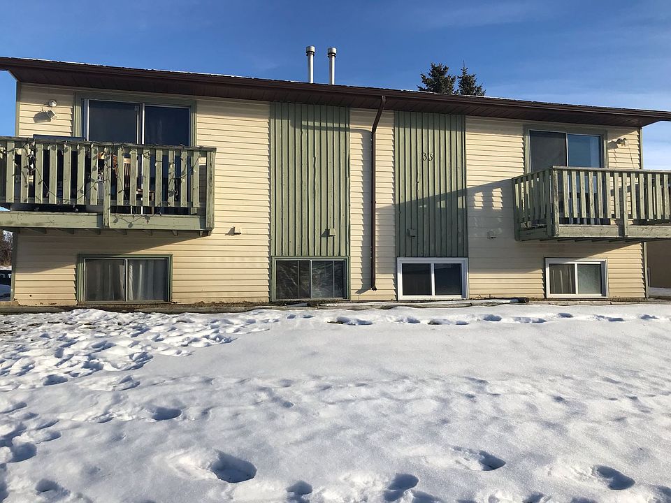 1st image of 33 Eastman Cres #A