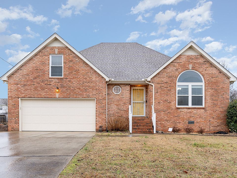 1st image of 103 Hedge Ct