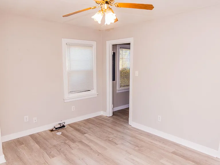 1405 Winder St — Photo 9