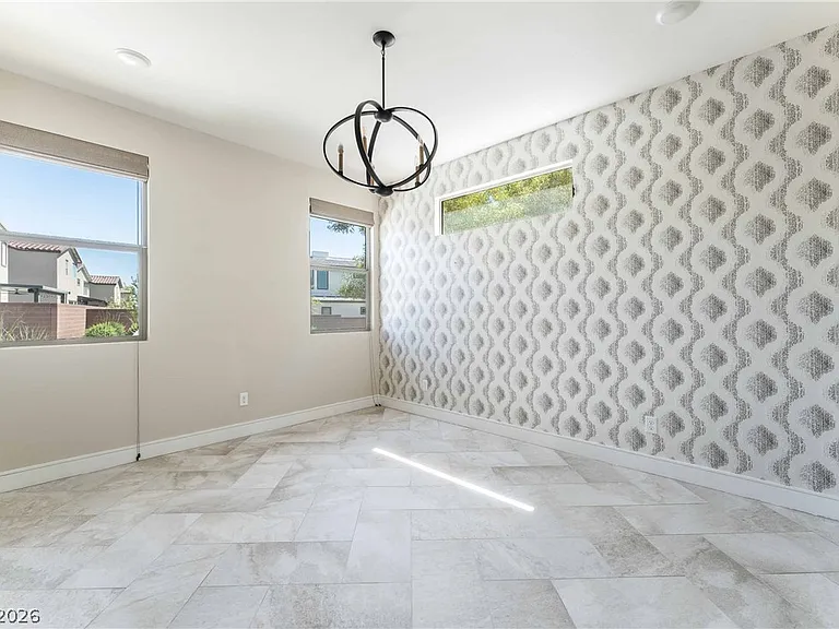 6933 Whisper Canyon Pl — Photo 14