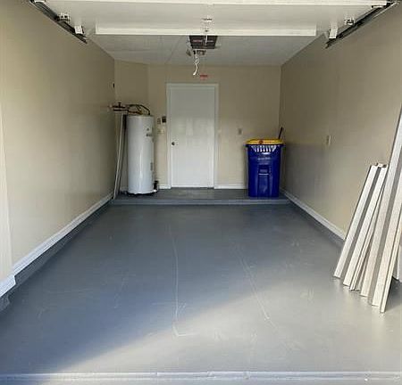 3rd image of 637 NE Wax Myrtle Way