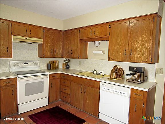 5th image of 401 E 20th Ave