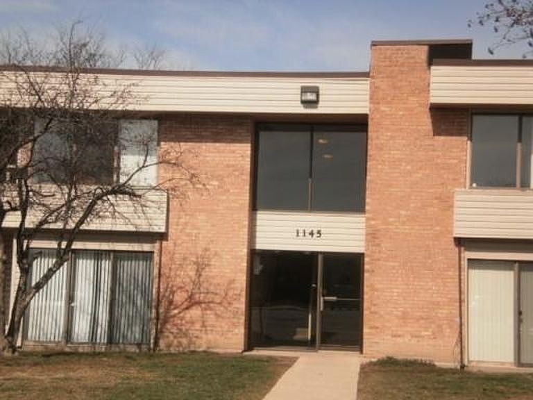 2nd image of 1145 N Sterling Ave APT 210