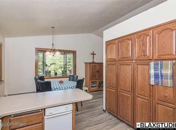 4th image of 3194 Brookview Ln