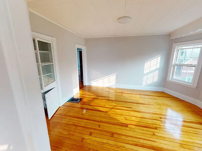 253 Arlington St #2-DUPE2 — Photo 14