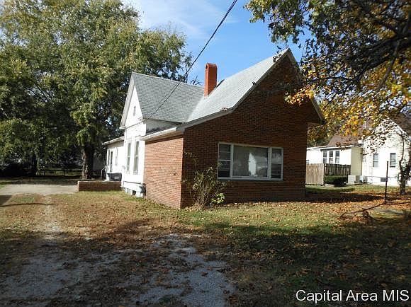 1st image of 327 N Illinois Ave