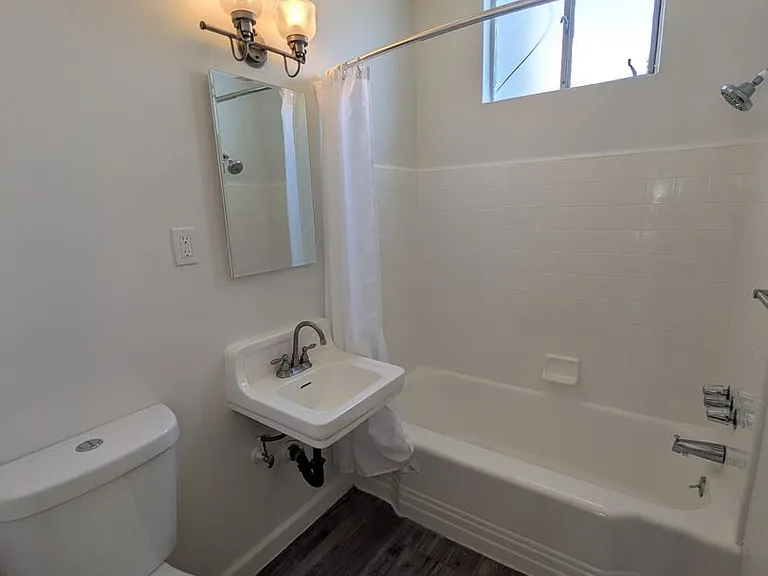 Grand 504 — Photo 13