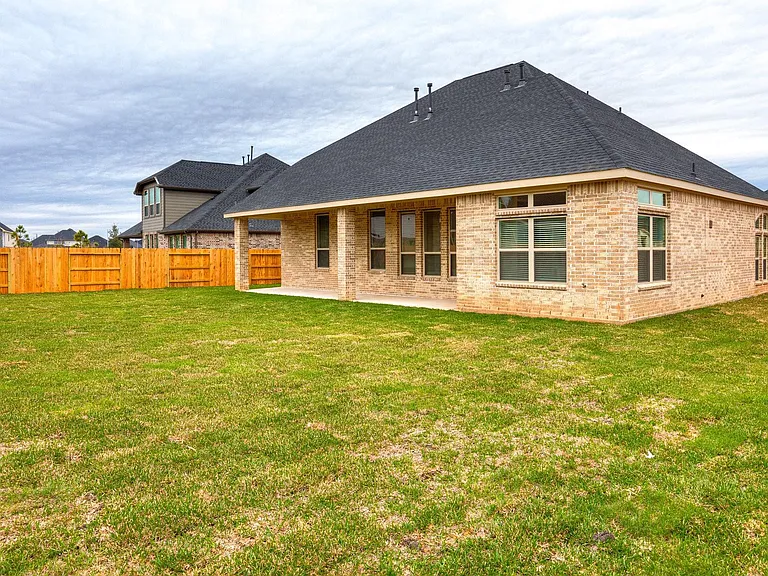 1403 Woodson Ridge Ln — Photo 41