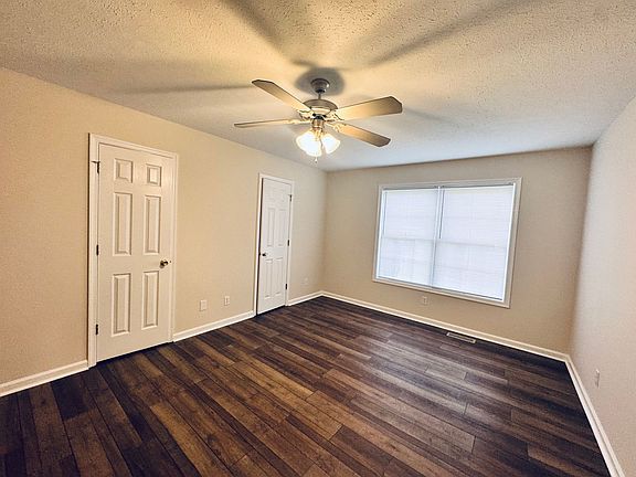 5th image of 107 Willard Way
