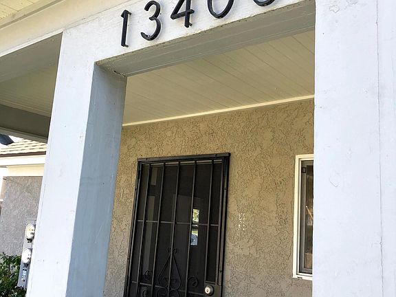 4th image of 13408 Bailey St APT A