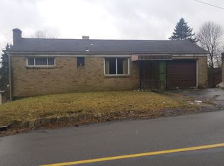 201 Dunn St, Mc Kees Rocks, PA 15136