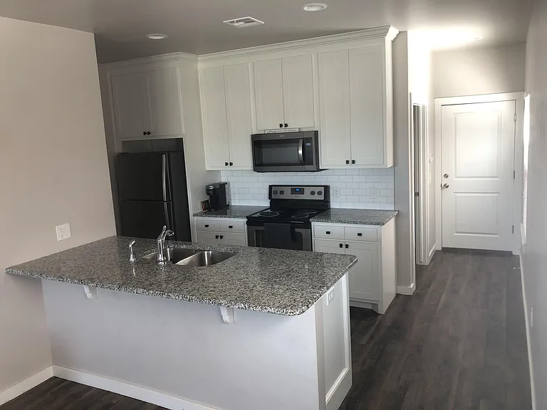 1225 E Main St — Photo 2