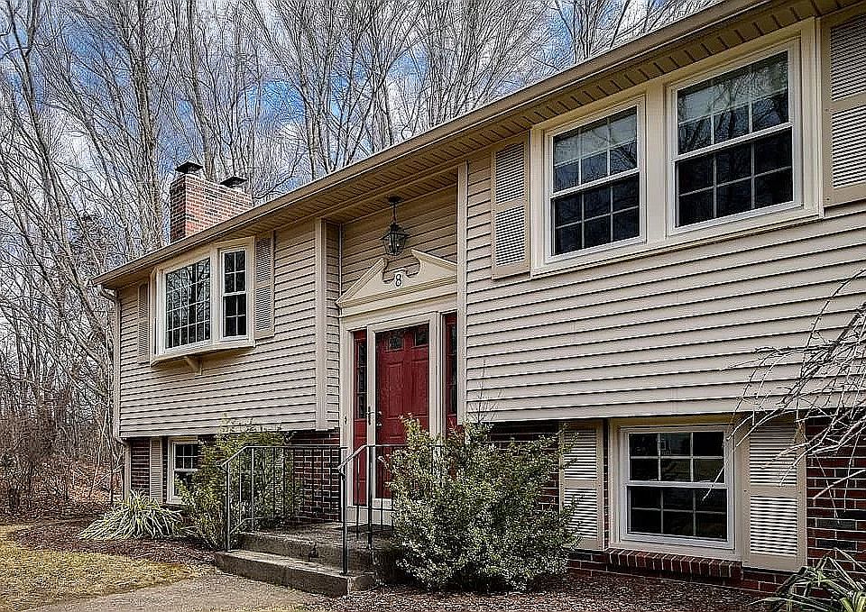 2nd image of 8 Brady Road Ext