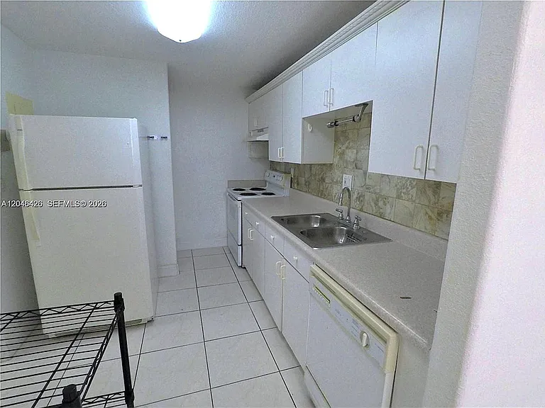 2903 NE 163rd St #404 — Photo 11