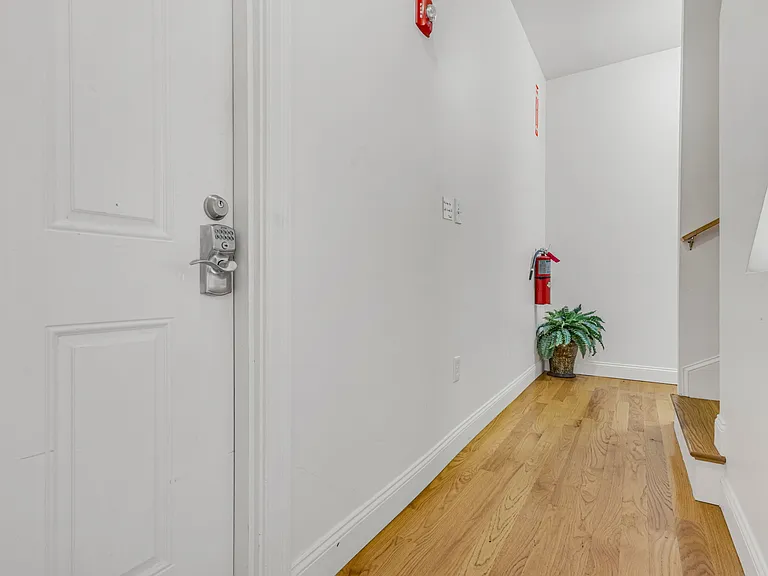 50 Dudley St #2 — Photo 19