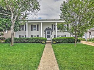 924 W Pine St, Griffith, IN 46319