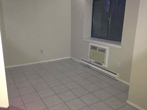2nd image of 401 Village Dr