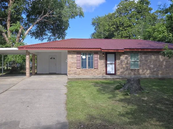 1428 Attakapas Dr, Opelousas, LA 70570