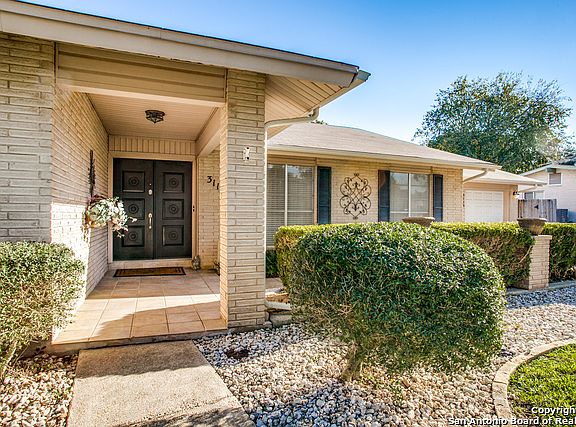 3rd image of 3110 Manila Dr