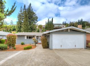 19305 Lake Chabot Rd, Castro Valley, CA 94546
