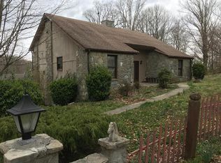 200 Lilac Cir, Mount Vernon, KY 40456