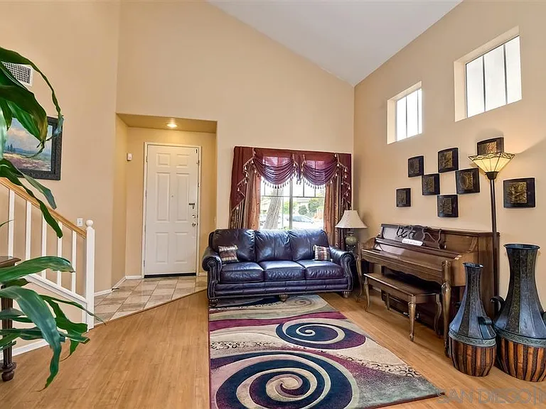 11558 Village Ridge Rd — Photo 4