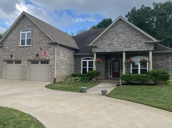 962 Willow Cir, Clarksville, TN 37043