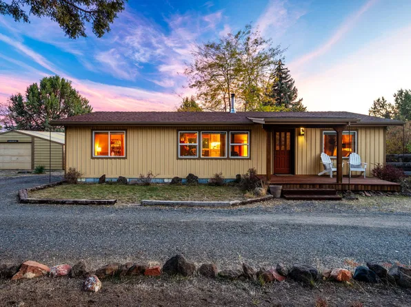 8997 SW Meadow Rd, Terrebonne, OR 97760