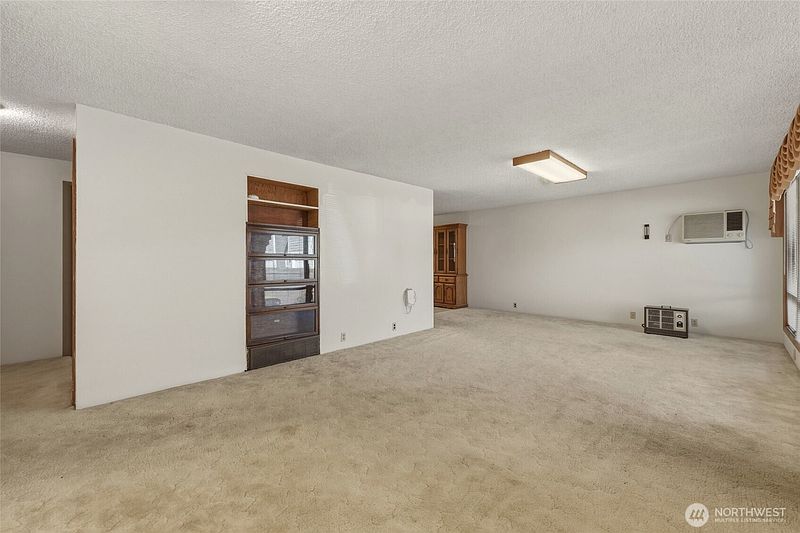 3rd image of 309 NE Ash Street