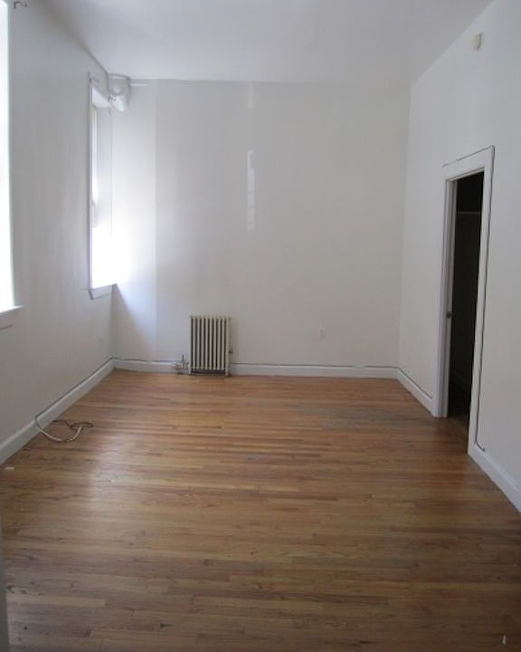 2nd image of 473 W 158th St APT 1