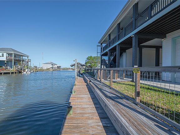 4th image of 142-143 Channelview Rd