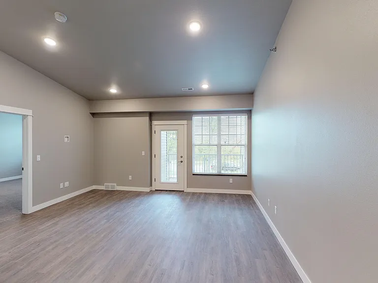 Maple Wood Townhomes — Photo 33