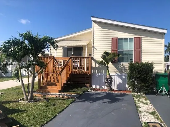 8641 SW 22nd Ct, Davie, FL 33324