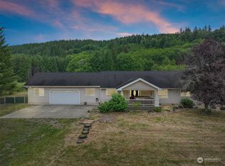 59 Middle Earth Ln, Elma, WA 98541