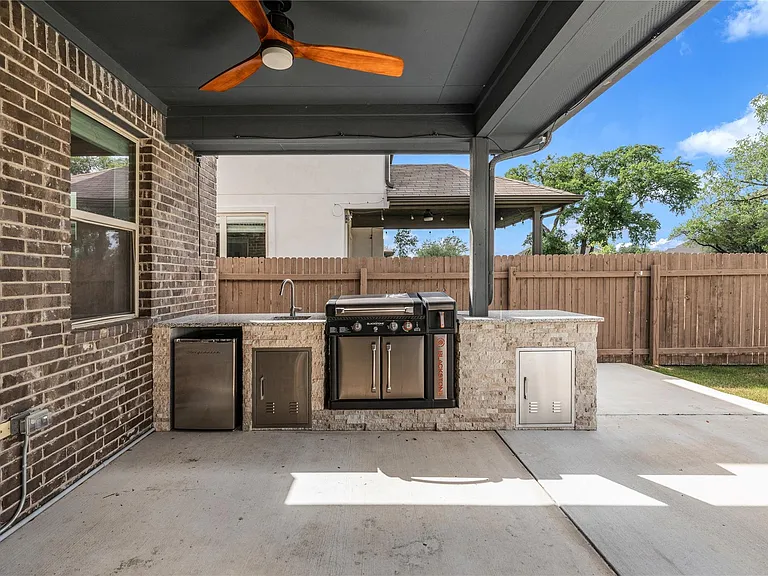 104 Turkey Creek Ln — Photo 32