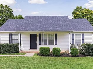 925 Lindsey Dr, Clarksville, TN