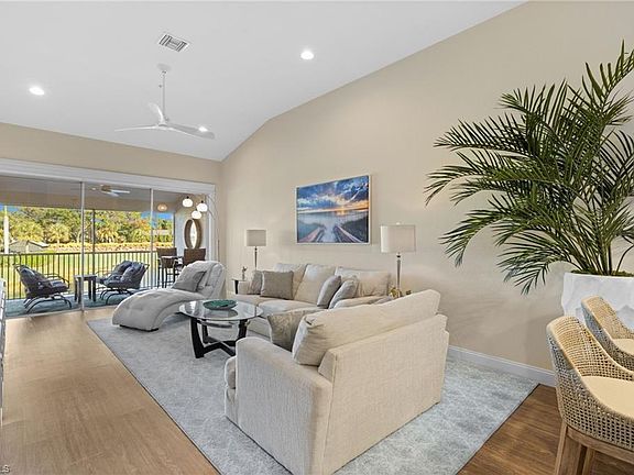 5th image of 2215 Chesterbrook Ct APT 203