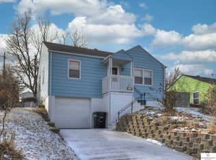 3501 Drexel St, Omaha, NE 68107