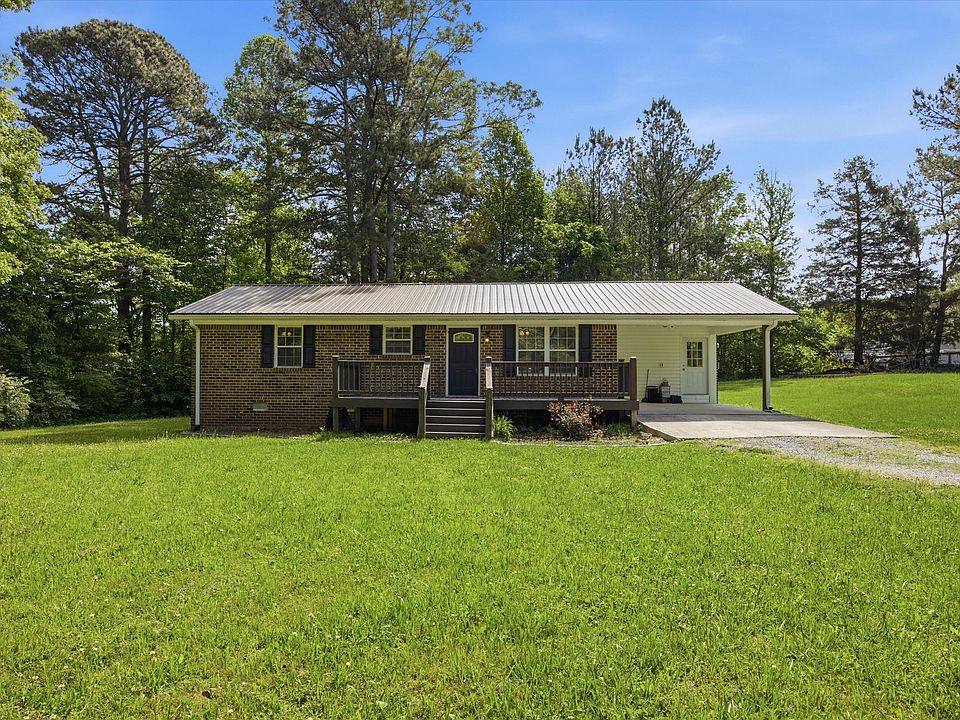 1st image of 130 Dogwood Trl NE
