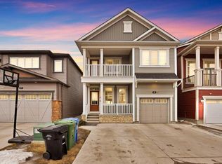 33 N Cityside Gdns NE, Calgary, AB T3N 1J2