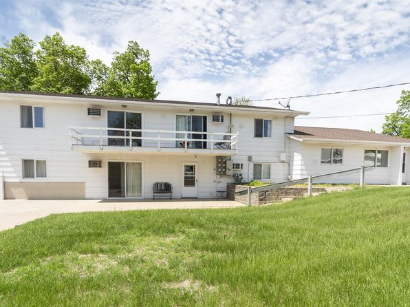 610 2nd Ave