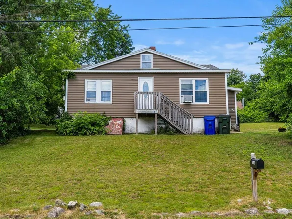 110 Robinson Street, Manchester, NH 03104