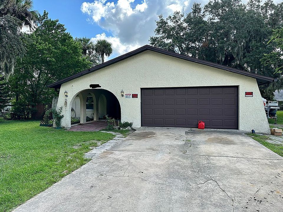 Home 4 bedroom 3 bath